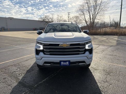 New 2026 Chevrolet Silverado 1500 High Country w/ Technology Package image 2