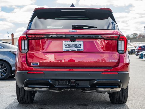 New 2026 Ford Explorer ST-Line w/ ST-Line Street Pack image 5