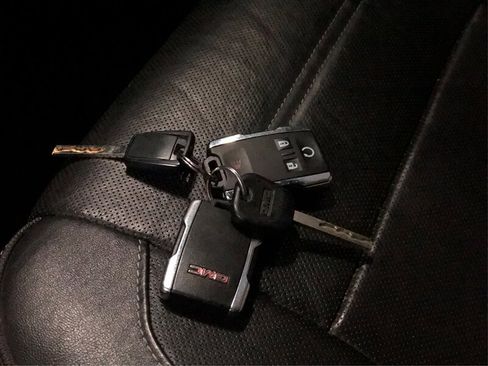 Used 2017 GMC Sierra 1500 Denali image 25