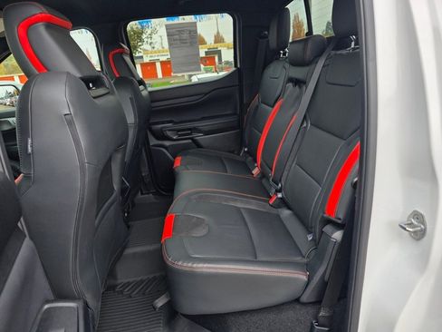 Used 2025 Ford Ranger Raptor image 9