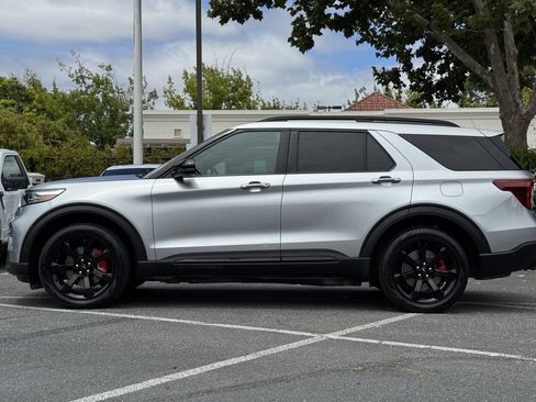Used 2021 Ford Explorer ST w/ Equipment Group 401A AWD/4WD image 5