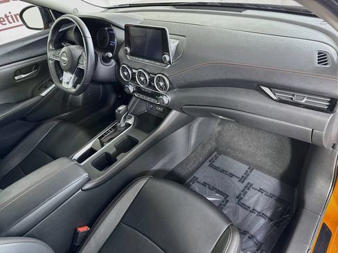 Used 2024 Nissan Sentra SR w/ SR Premium Package FWD image 32