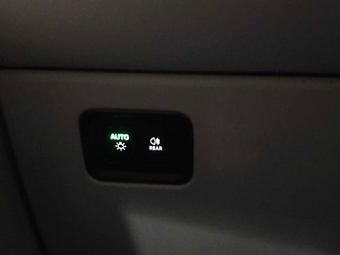 New 2025 Porsche Macan 4S Electric image 31