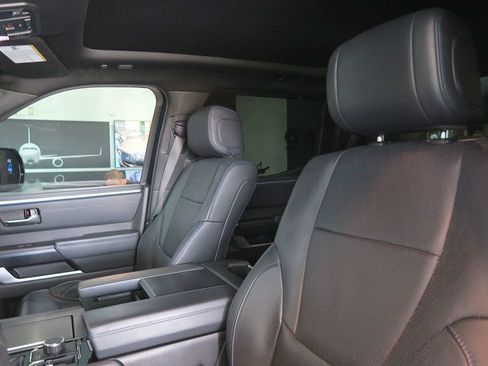 Used 2023 Toyota Tundra Platinum w/ Advanced Package AWD/4WD image 14