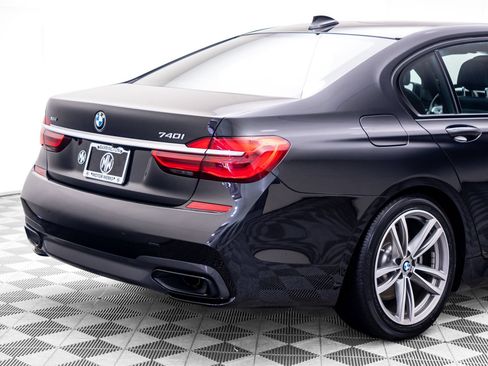 Used 2019 BMW 740i xDrive w/ Executive Package AWD/4WD image 35