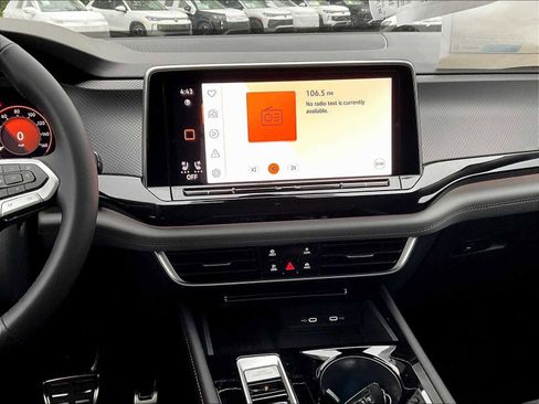 New 2026 Volkswagen Atlas Peak Edition AWD/4WD image 13