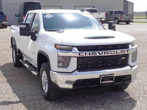 Used 2022 Chevrolet Silverado 2500 LT w/ Fleet Comfort Package image 4
