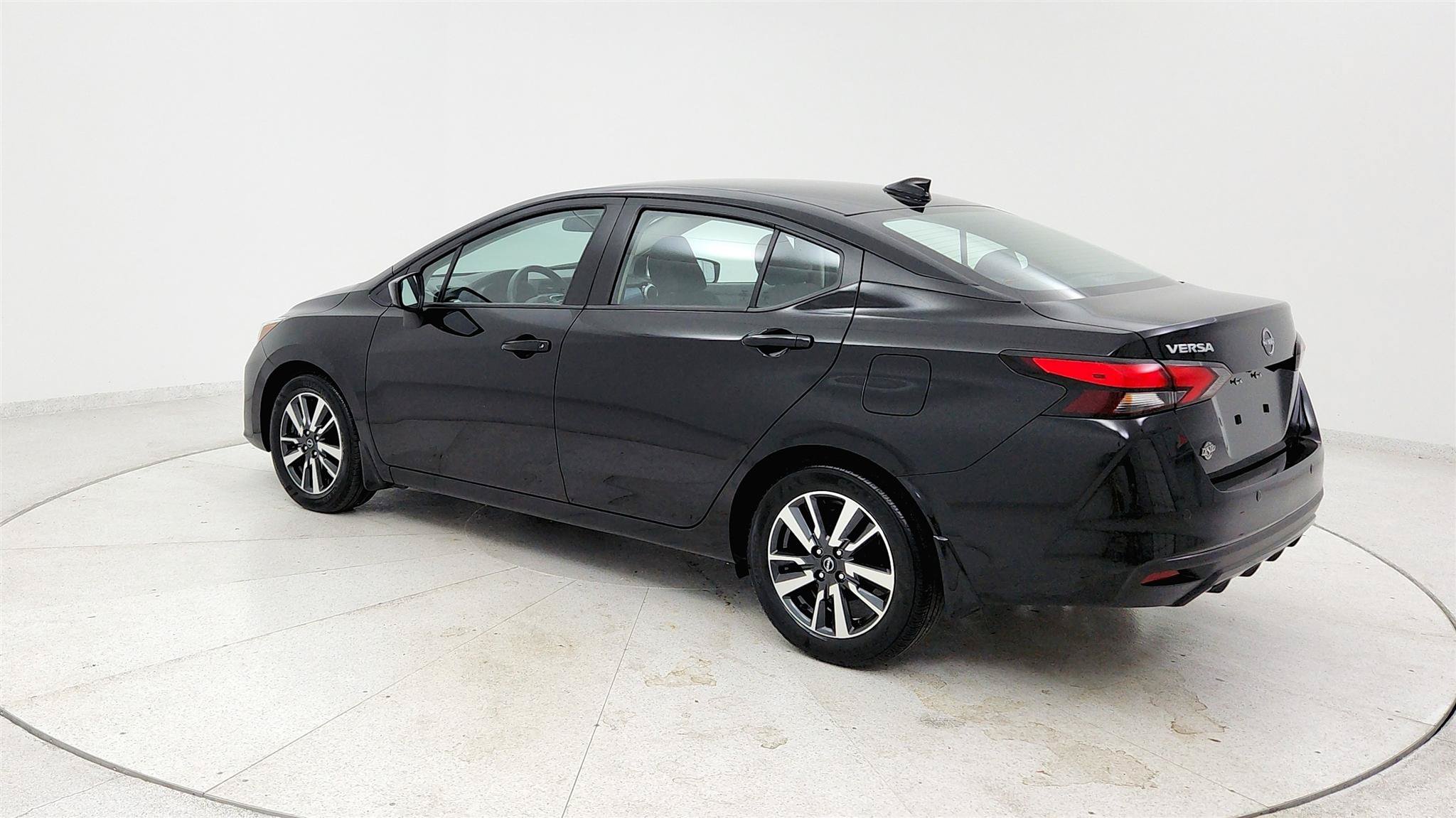 Used 2025 Nissan Versa SV w/ Trunk Package FWD image 3