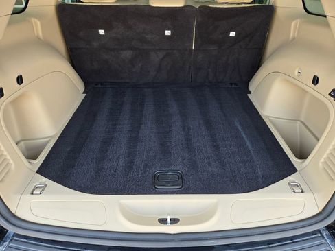 Used 2022 Jeep Grand Cherokee Limited RWD image 29