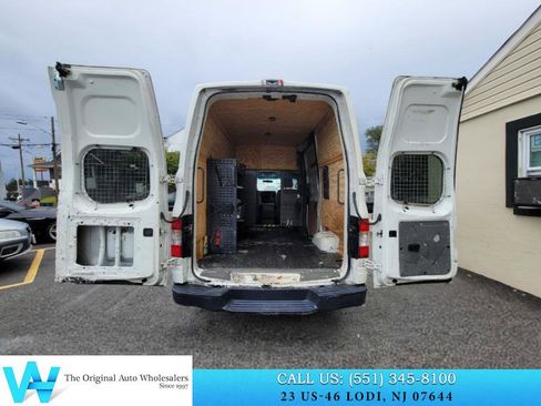 Used 2018 Nissan NV 2500 SV image 17
