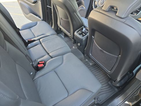 Used 2023 Volvo XC90 B6 Plus w/ Protection Package Premier image 15