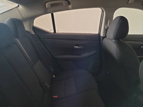 Used 2021 Nissan Sentra SV FWD image 19
