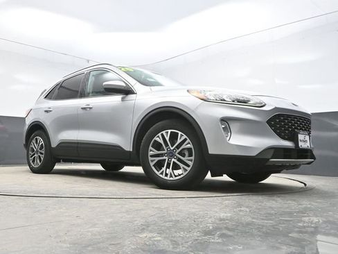 Used 2020 Ford Escape SEL image 26