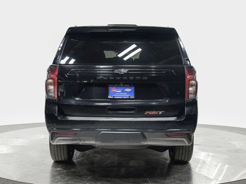 Used 2024 Chevrolet Suburban RST w/ Luxury Package AWD/4WD image 5