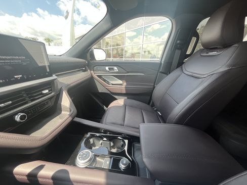 New 2026 Ford Explorer Platinum RWD image 16
