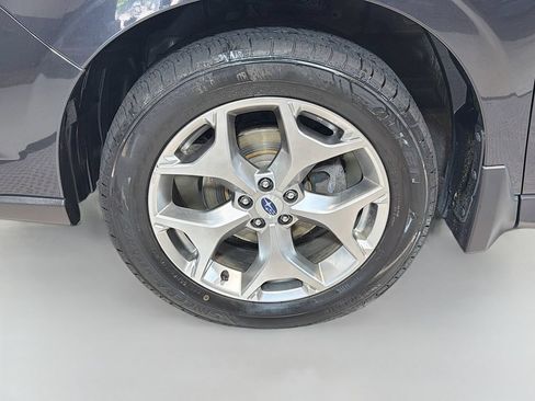 Used 2018 Subaru Forester 2.5i Touring w/ Popular Package #3B AWD/4WD image 33
