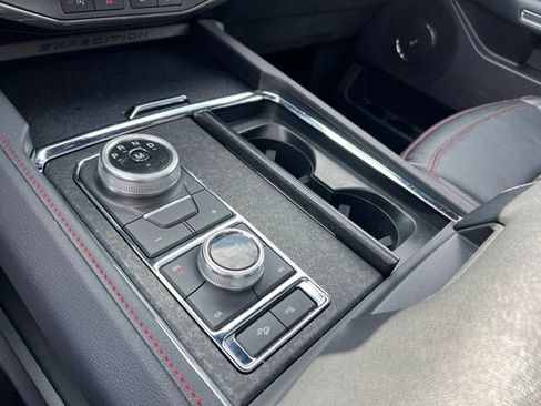 Certified 2023 Ford Expedition Limited AWD/4WD image 17