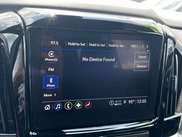 Certified 2023 Chevrolet Traverse LT FWD image 30
