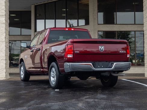 Used 2024 RAM 1500 Classic SLT image 8