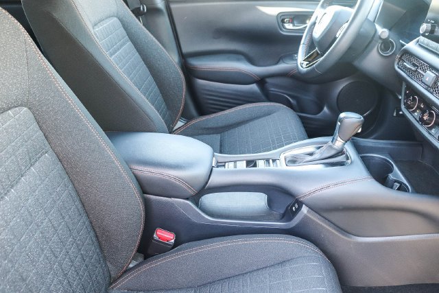 Used 2024 Honda HR-V Sport image 17