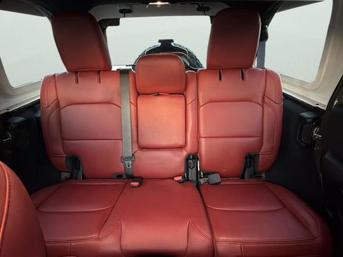 Used 2024 Jeep Wrangler Unlimited Rubicon 392 image 26