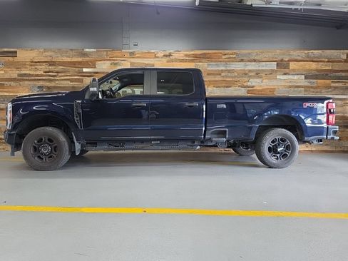 Used 2023 Ford F250 XL w/ STX Appearance Package AWD/4WD image 14