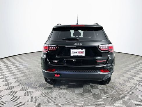 Certified 2022 Jeep Compass Trailhawk image 9