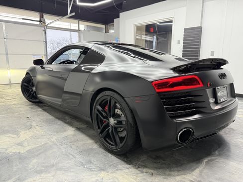 Used 2015 Audi R8 V8 image 2