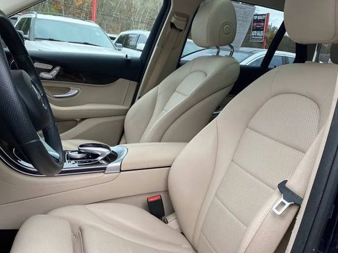 Used 2018 Mercedes-Benz GLC 300 GLC 300 4MATIC Sport Utility 4 image 13