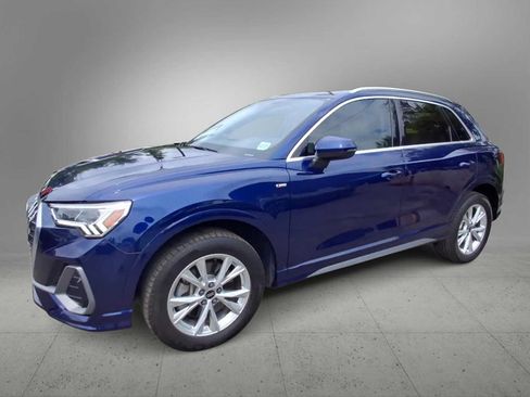 Used 2023 Audi Q3 2.0T Premium Plus w/ Premium Plus Package AWD/4WD image 4