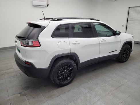 Used 2023 Jeep Cherokee Altitude Lux image 10