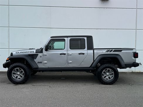 Used 2020 Jeep Gladiator Sport w/ Quick Order Package 24S image 4