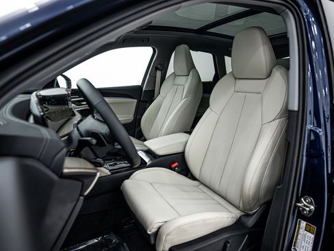 New 2025 Audi Q5 Premium Plus image 14