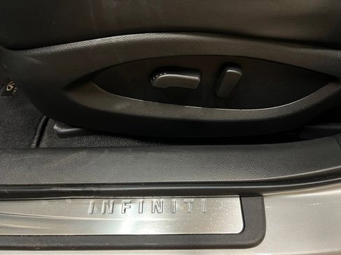 Used 2017 INFINITI QX50 AWD image 30