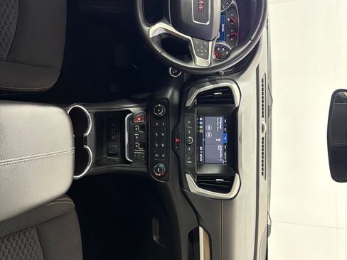 Used 2019 GMC Terrain SLE image 27