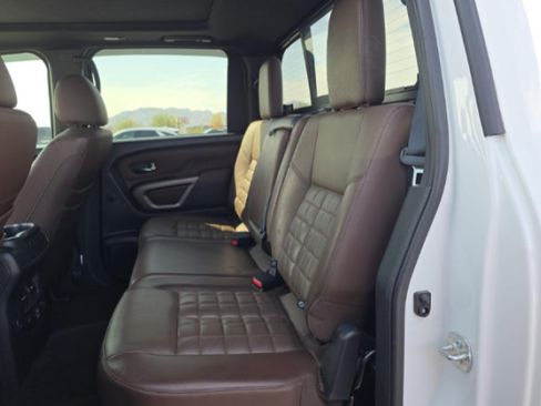 Used 2021 Nissan Titan Platinum Reserve w/ Moonroof Package AWD/4WD image 9