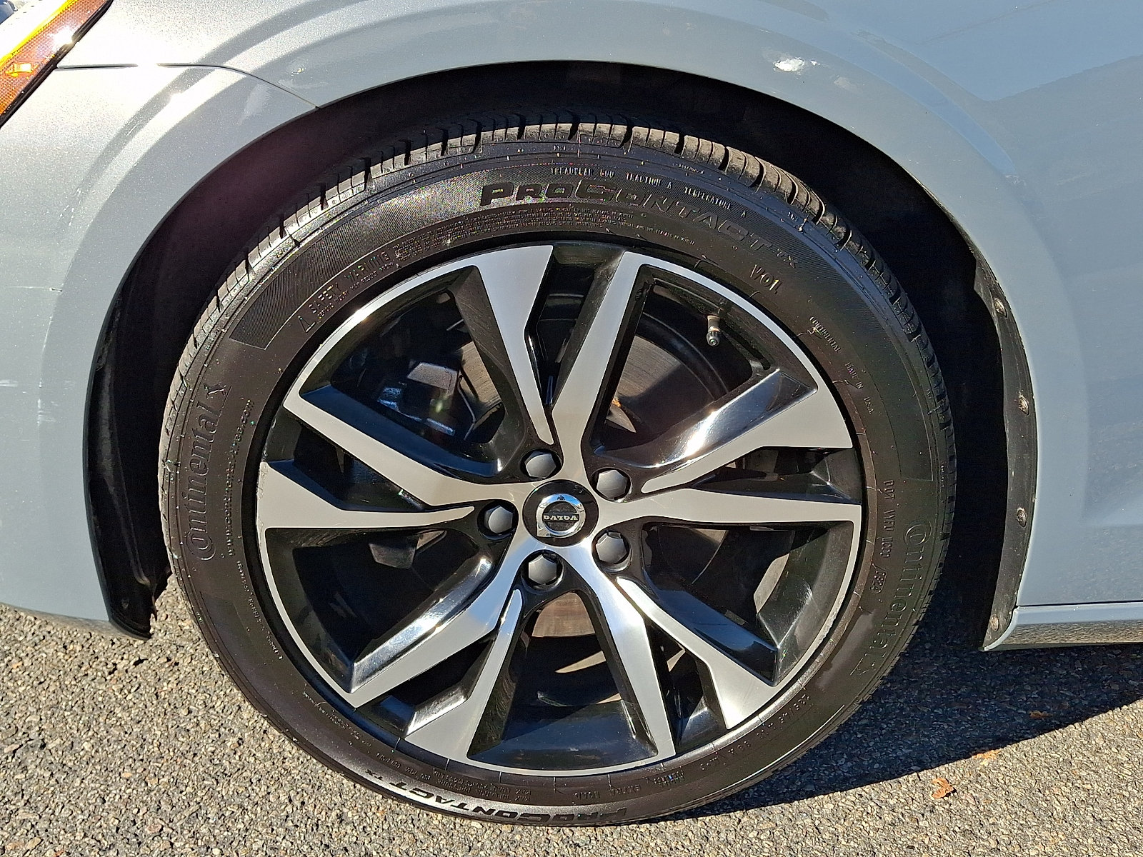 Used 2024 Volvo S60 B5 Core FWD image 8