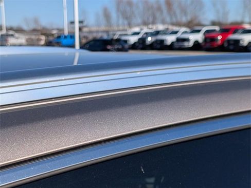 Used 2020 Lincoln Nautilus FWD w/ Equipment Group 101A image 7