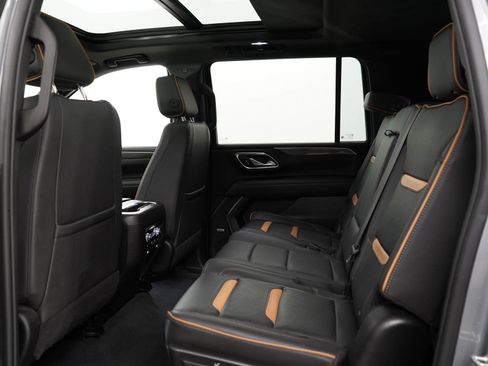 Used 2023 GMC Yukon XL AT4 w/ AT4 Premium Plus Package image 18