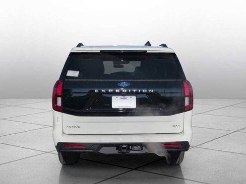 New 2025 Ford Expedition Max Active image 4