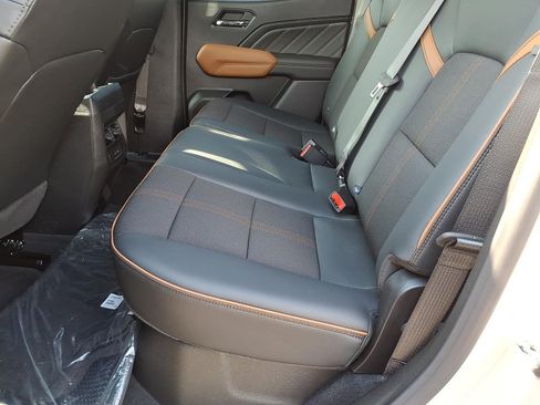 New 2026 GMC Canyon AT4 w/ Technology Plus Package AWD/4WD image 10