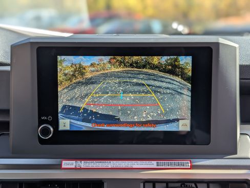 New 2025 Toyota Tacoma SR5 image 7