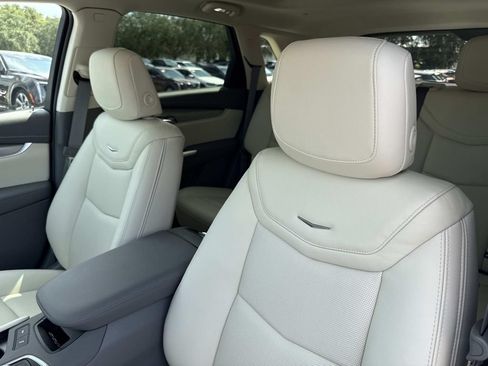 New 2026 Cadillac XT5 Premium Luxury w/ Driver Assist Package FWD image 21
