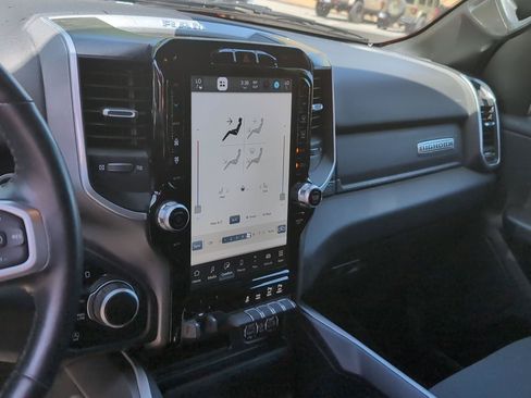 Used 2022 RAM 1500 Big Horn AWD/4WD image 45