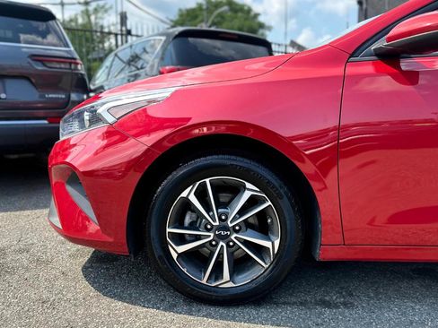 Used 2024 Kia Forte LXS FWD image 7