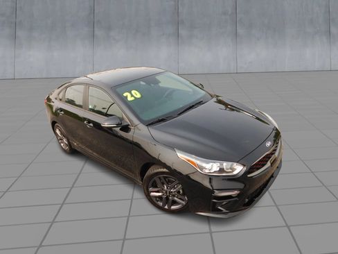 Used 2020 Kia Forte GT-Line FWD image 2