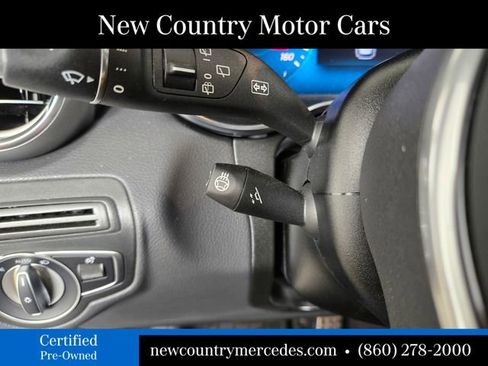 Used 2022 Mercedes-Benz GLC 300 4MATIC image 21
