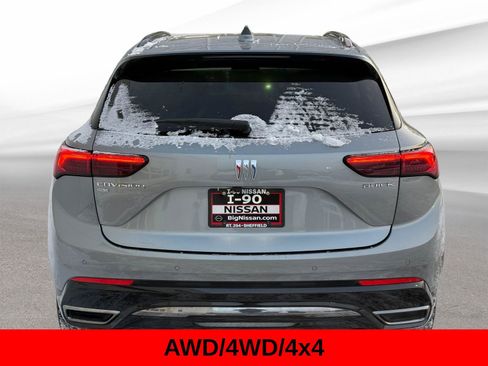 Used 2025 Buick Envision Sport Touring image 8