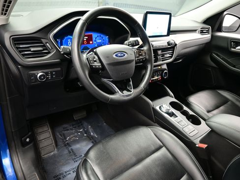 Used 2022 Ford Escape SEL w/ Technology Package image 13