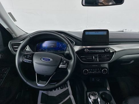 Used 2022 Ford Escape Titanium AWD/4WD image 22